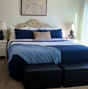 Pottery Barn White King Hanna Quilt